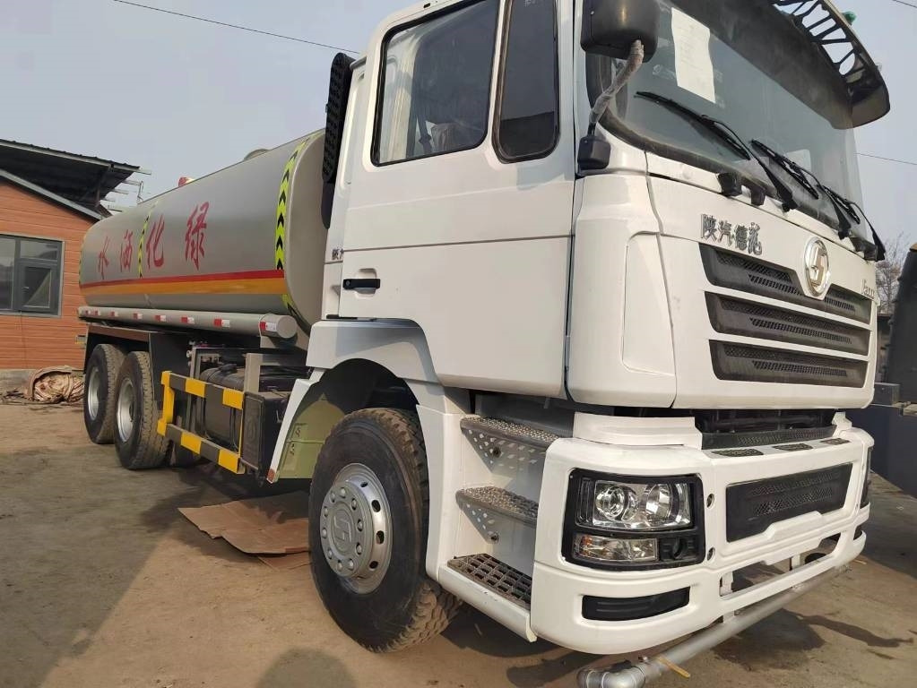 Shacman F3000 6x4 - Tankbil: bilde 2 Shacman F3000 6x4 - Tankbil: bilde 2