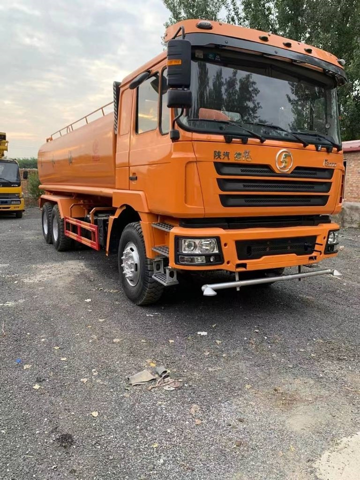 Shacman F3000 6x4 - Tankbil: bilde 5 Shacman F3000 6x4 - Tankbil: bilde 5