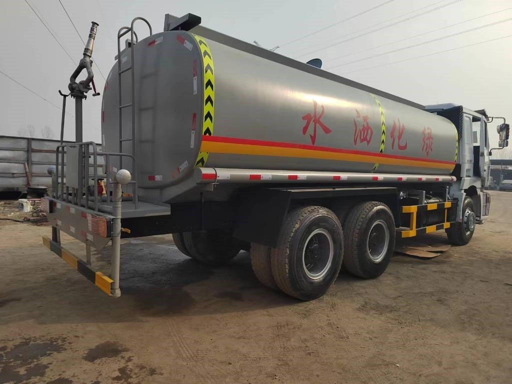 Shacman F3000 6x4 - Tankbil: bilde 3 Shacman F3000 6x4 - Tankbil: bilde 3