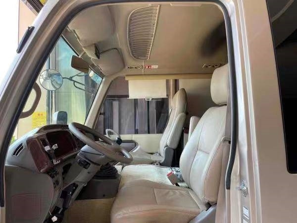 Toyota Coaster Bus - Minibuss, Persontransport: bilde 5 Toyota Coaster Bus - Minibuss, Persontransport: bilde 5