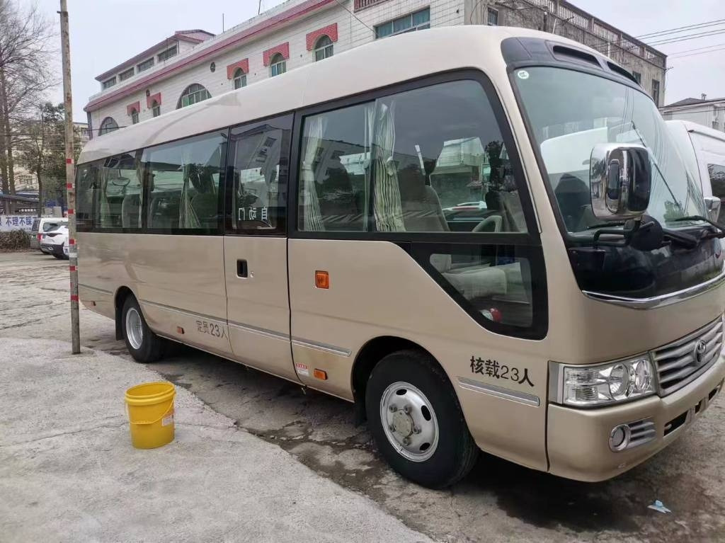 Toyota Coaster Bus - Minibuss, Persontransport: bilde 1 Toyota Coaster Bus - Minibuss, Persontransport: bilde 1