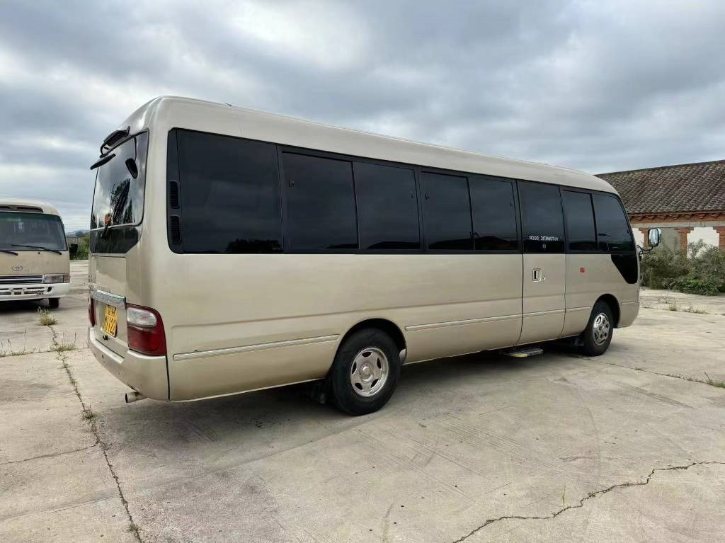 Toyota Coaster Bus - Minibuss, Persontransport: bilde 3 Toyota Coaster Bus - Minibuss, Persontransport: bilde 3