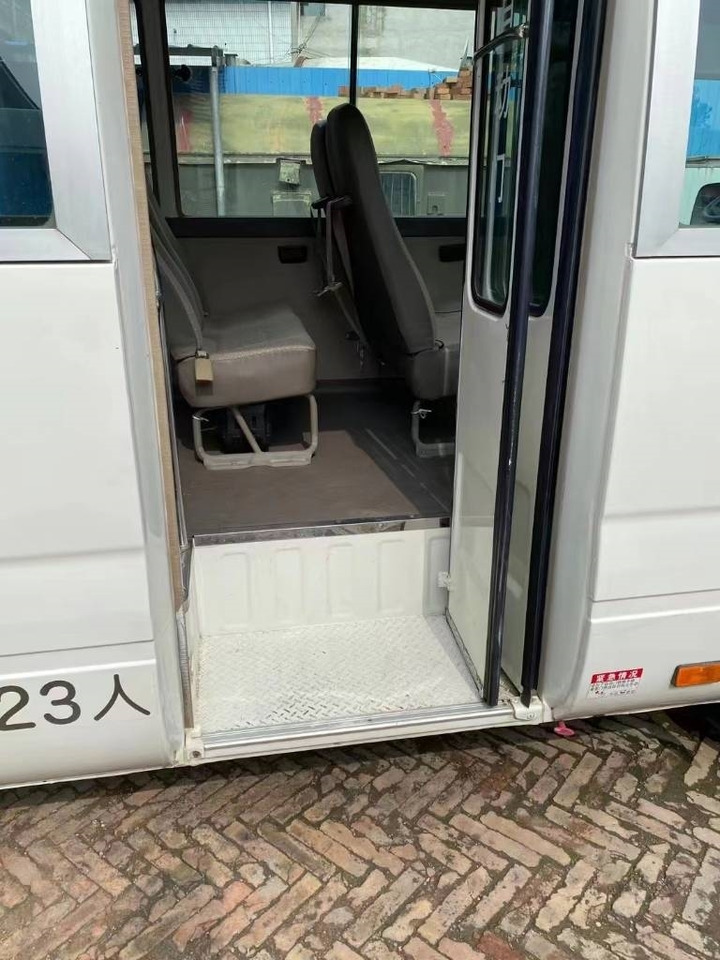 Toyota Coaster Bus - Minibuss, Persontransport: bilde 5 Toyota Coaster Bus - Minibuss, Persontransport: bilde 5