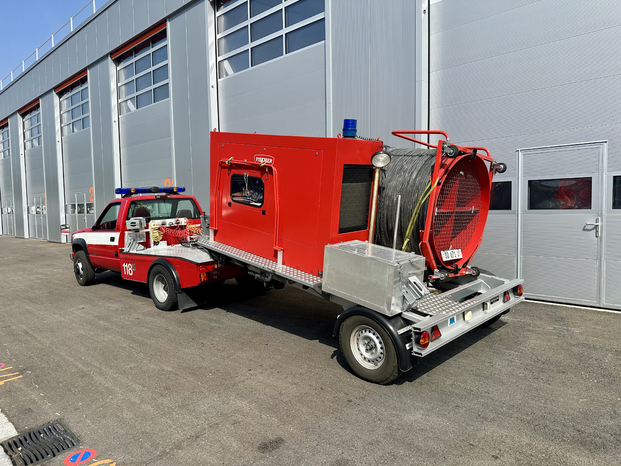 Chevrolet CK3500 Cheyenne 4WD mit Tunnelgebläse - Brannbil: bilde 3 Chevrolet CK3500 Cheyenne 4WD mit Tunnelgebläse - Brannbil: bilde 3