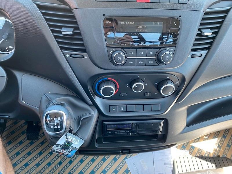 Iveco Daily 70C18H Dreiseitenkipper - Varebil med tipp: bilde 2 Iveco Daily 70C18H Dreiseitenkipper - Varebil med tipp: bilde 2