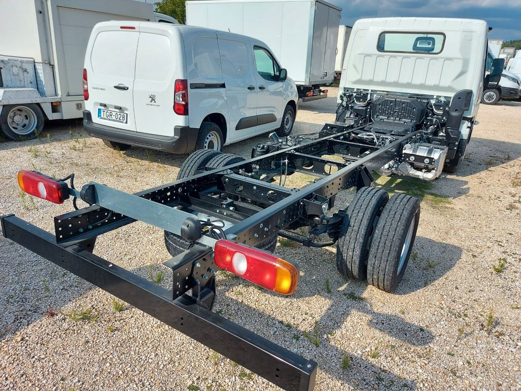 Mitsubishi Canter Fuso Fahrgestell mit wählbar Aufbau - Chassis lastebil: bilde 3 Mitsubishi Canter Fuso Fahrgestell mit wählbar Aufbau - Chassis lastebil: bilde 3