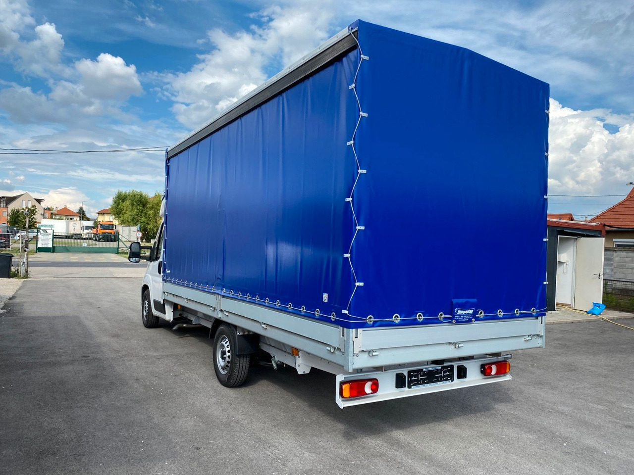 Peugeot BOXER CHC L4 HEAVY PRITSCHE+PLANE+SCHLAFKABINE - Varebil med kapell: bilde 4 Peugeot BOXER CHC L4 HEAVY PRITSCHE+PLANE+SCHLAFKABINE - Varebil med kapell: bilde 4