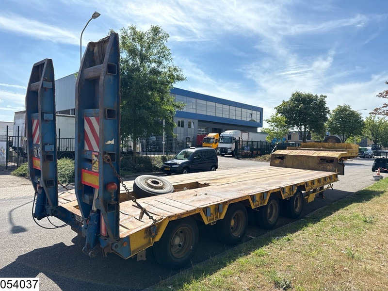 ACTM Lowbed 70.000 KG, 2,5mtr + 2x 0,35 mtr - Lavloader semitrailer: bilde 3 ACTM Lowbed 70.000 KG, 2,5mtr + 2x 0,35 mtr - Lavloader semitrailer: bilde 3