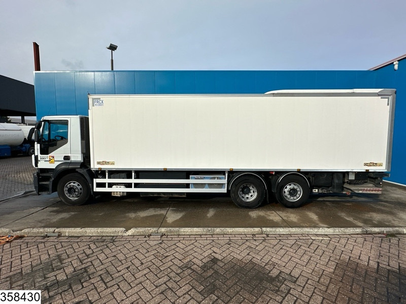 Iveco Stralis 330 CNG 6x2, EURO 6, Retarder, CNG - Lastebil med kjøl: bilde 3 Iveco Stralis 330 CNG 6x2, EURO 6, Retarder, CNG - Lastebil med kjøl: bilde 3
