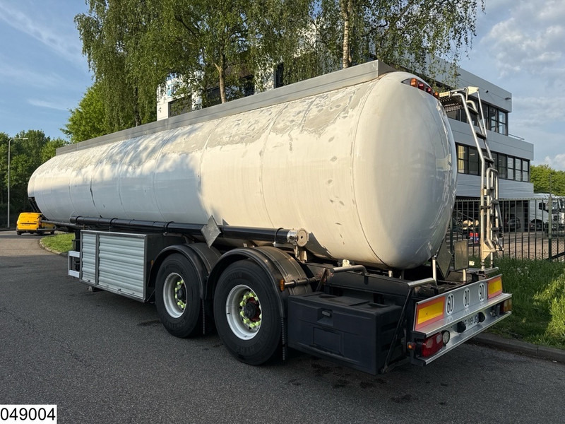 Magyar Fuel 27040 liter, 12 Comp, FUEL - Tanksemi: bilde 2 Magyar Fuel 27040 liter, 12 Comp, FUEL - Tanksemi: bilde 2