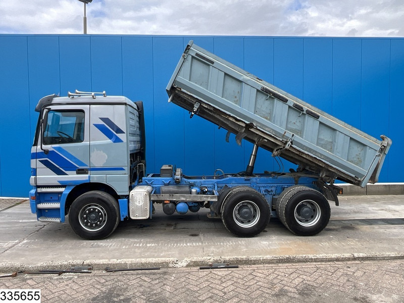 Mercedes-Benz Actros 2643 6x4, EURO 2, Manual, Retarder - Tippbil: bilde 3 Mercedes-Benz Actros 2643 6x4, EURO 2, Manual, Retarder - Tippbil: bilde 3
