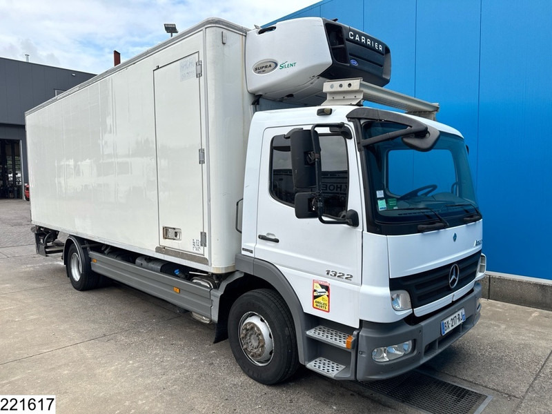 Mercedes-Benz Atego 1322 EURO 4, Manual, Dhollandia, Chereau - Lastebil med kjøl: bilde 3 Mercedes-Benz Atego 1322 EURO 4, Manual, Dhollandia, Chereau - Lastebil med kjøl: bilde 3
