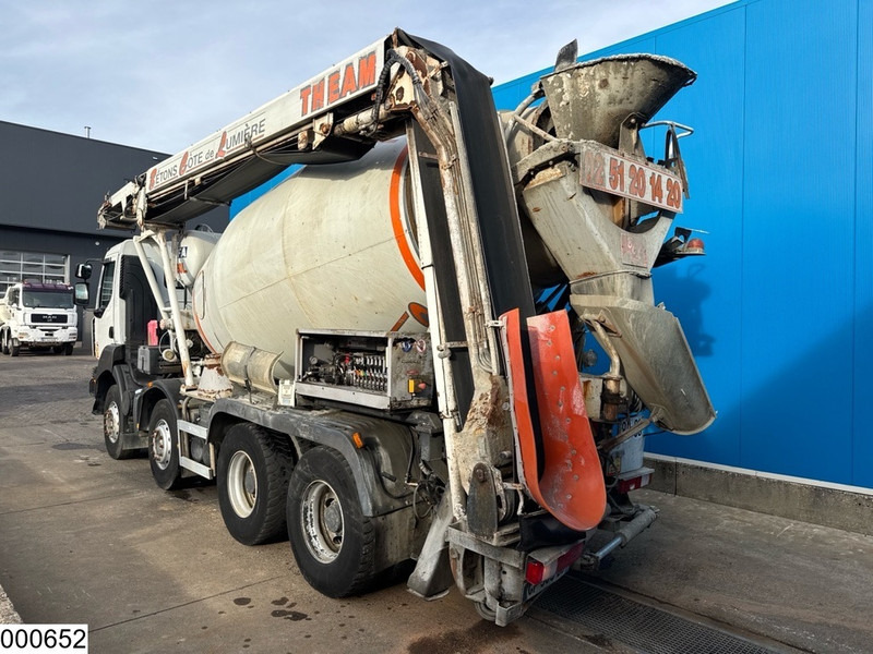 Renault Kerax 410 Dxi 8x4, Cifa, 9m3, Remote - Betongbil: bilde 2 Renault Kerax 410 Dxi 8x4, Cifa, 9m3, Remote - Betongbil: bilde 2