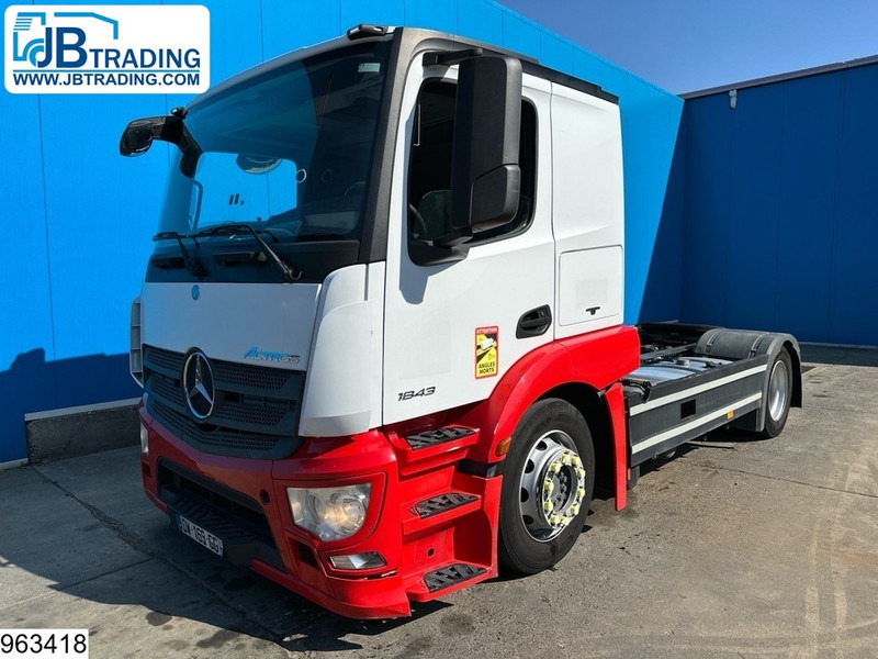 Mercedes-Benz Actros 1843 EURO 6, Retarder, Lohr, Standairco - Trekkvogn: bilde 1 Mercedes-Benz Actros 1843 EURO 6, Retarder, Lohr, Standairco - Trekkvogn: bilde 1