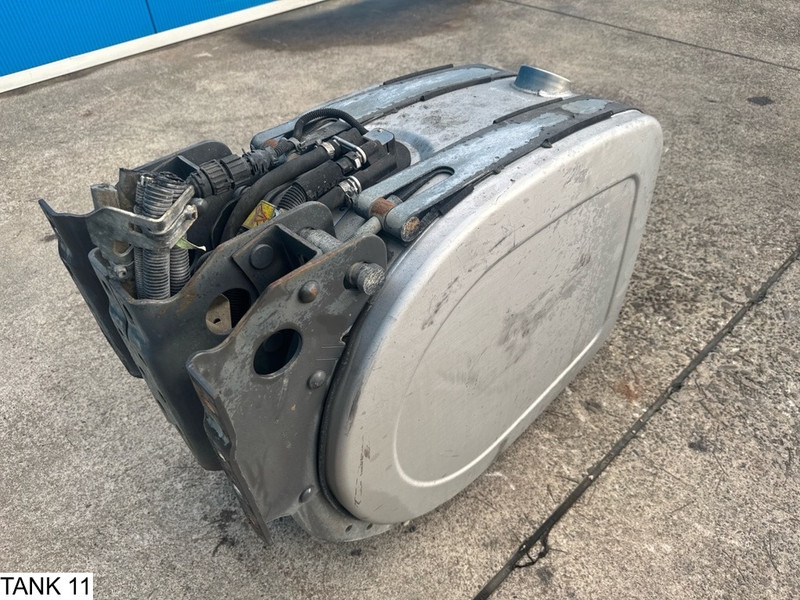 Universeel AdBlue Tank - Drivstofftank: bilde 2 Universeel AdBlue Tank - Drivstofftank: bilde 2