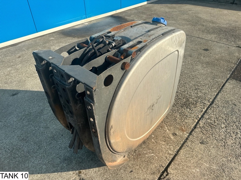 Universeel AdBlue Tank - Drivstofftank: bilde 2 Universeel AdBlue Tank - Drivstofftank: bilde 2