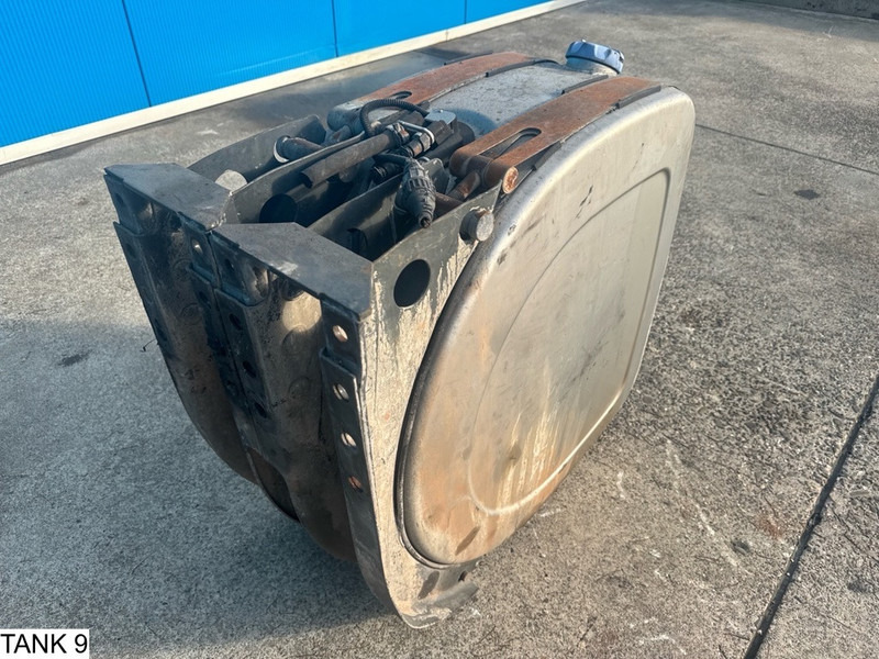 Universeel AdBlue Tank - Drivstofftank: bilde 2 Universeel AdBlue Tank - Drivstofftank: bilde 2