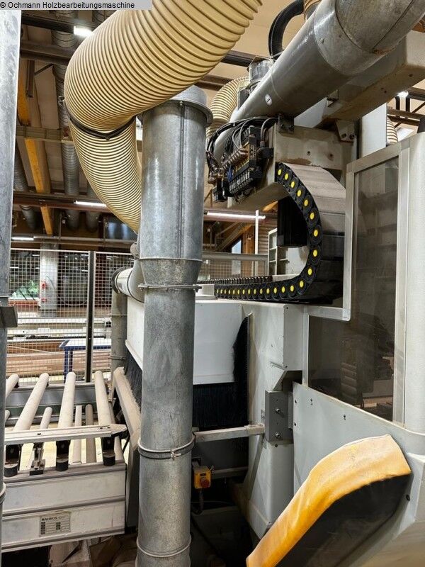 SCM Routech R 3000 - CNC-trebearbeidingssenter: bilde 3 SCM Routech R 3000 - CNC-trebearbeidingssenter: bilde 3