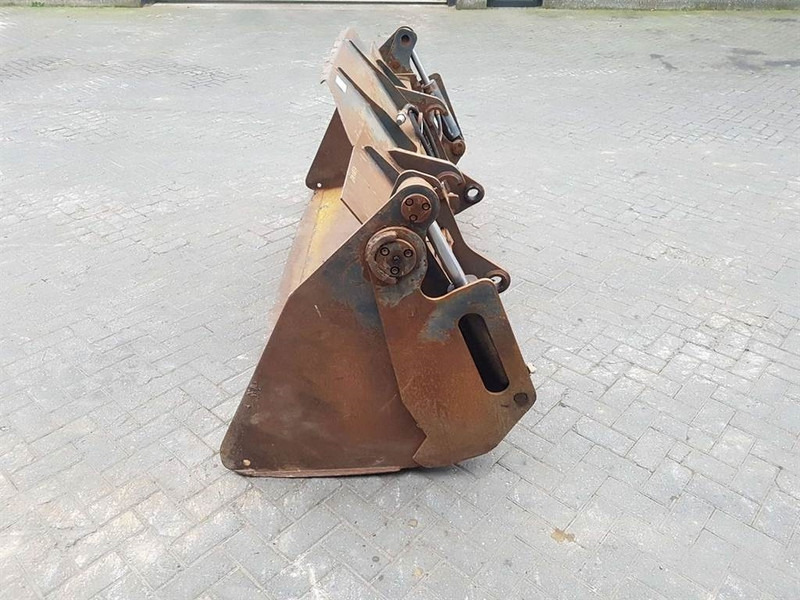 Ahlmann AZ150-5448739-2,45 mtr-4 in 1 Bucket/Schaufel/Bak - Skuffe for Bygg og anlegg: bilde 3 Ahlmann AZ150-5448739-2,45 mtr-4 in 1 Bucket/Schaufel/Bak - Skuffe for Bygg og anlegg: bilde 3