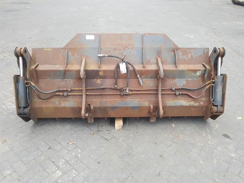 Ahlmann AZ150-5448739-2,45 mtr-4 in 1 Bucket/Schaufel/Bak - Skuffe for Bygg og anlegg: bilde 4 Ahlmann AZ150-5448739-2,45 mtr-4 in 1 Bucket/Schaufel/Bak - Skuffe for Bygg og anlegg: bilde 4