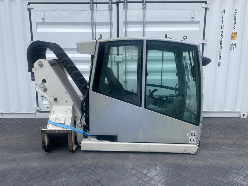 Atlas 1704MH - Cabin/Kabine/Cabine - Førerhus og interiør for Bygg og anlegg: bilde 2 Atlas 1704MH - Cabin/Kabine/Cabine - Førerhus og interiør for Bygg og anlegg: bilde 2