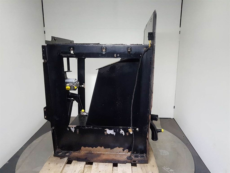 Hydraulikk for Bygg og anlegg Case 621D-84528083-Tank/Behälter/Reservoir: bilde 6 Hydraulikk for Bygg og anlegg Case 621D-84528083-Tank/Behälter/Reservoir: bilde 6