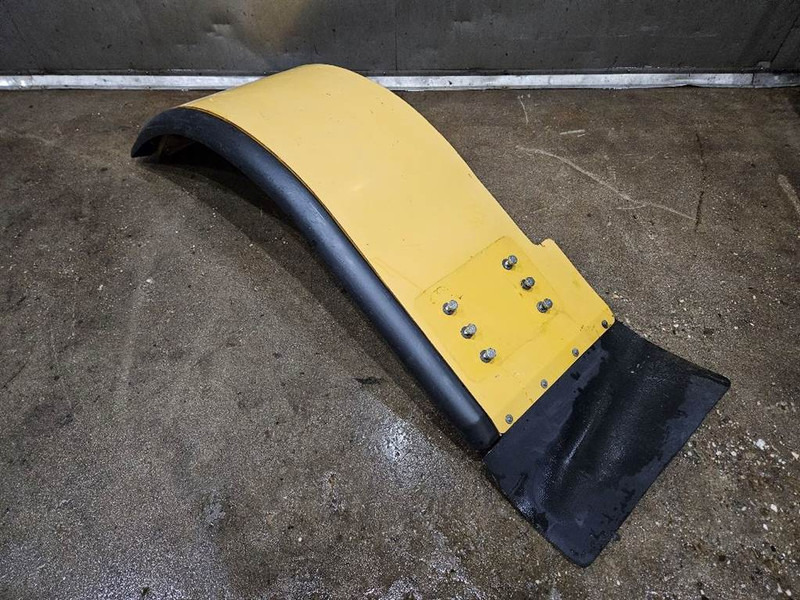 Cat - Rear mud guard/Kotfluegel/Spatbord - Ramme/ Chassis for Bygg og anlegg: bilde 4 Cat - Rear mud guard/Kotfluegel/Spatbord - Ramme/ Chassis for Bygg og anlegg: bilde 4