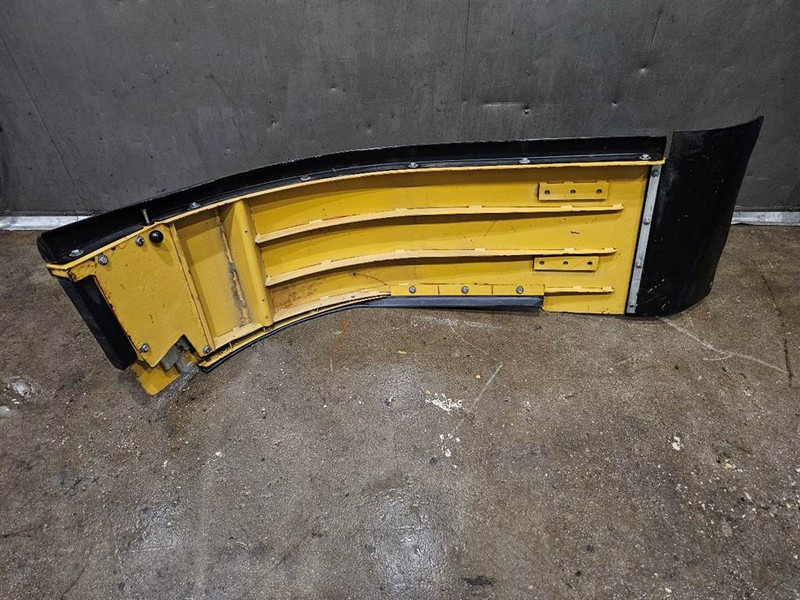 Cat - Rear mud guard/Kotfluegel/Spatbord - Ramme/ Chassis for Bygg og anlegg: bilde 5 Cat - Rear mud guard/Kotfluegel/Spatbord - Ramme/ Chassis for Bygg og anlegg: bilde 5