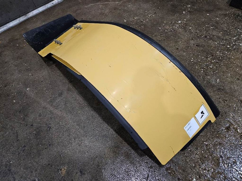 Cat - Rear mud guard/Kotfluegel/Spatbord - Ramme/ Chassis for Bygg og anlegg: bilde 3 Cat - Rear mud guard/Kotfluegel/Spatbord - Ramme/ Chassis for Bygg og anlegg: bilde 3