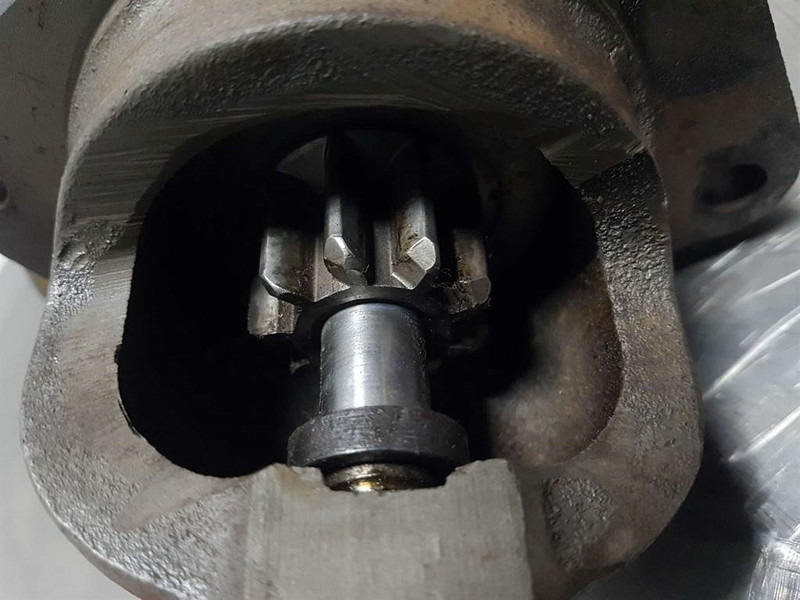 Deutz 912/913-12V 9T 3,0KW-Starter/Anlasser/Startmotor - Motor for Bygg og anlegg: bilde 4 Deutz 912/913-12V 9T 3,0KW-Starter/Anlasser/Startmotor - Motor for Bygg og anlegg: bilde 4