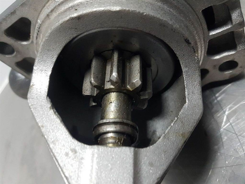 Deutz BF4L913-12V 9T 3,1KW-Starter/Anlasser/Startmotor - Motor for Bygg og anlegg: bilde 4 Deutz BF4L913-12V 9T 3,1KW-Starter/Anlasser/Startmotor - Motor for Bygg og anlegg: bilde 4