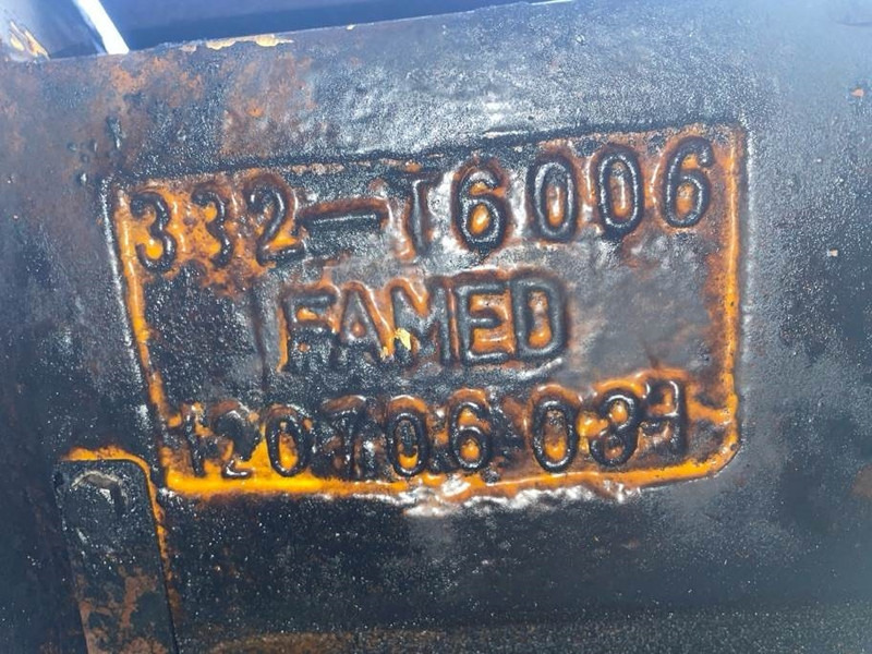 JCB TM220-332-T6006-Counterweight/Heckgewicht - Ramme/ Chassis for Bygg og anlegg: bilde 5 JCB TM220-332-T6006-Counterweight/Heckgewicht - Ramme/ Chassis for Bygg og anlegg: bilde 5
