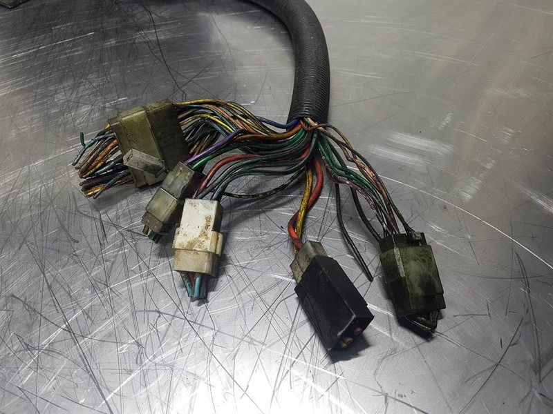 Komatsu PW 75/95 (FAI) - Dashboard/Console/Konsole - Førerhus og interiør for Bygg og anlegg: bilde 5 Komatsu PW 75/95 (FAI) - Dashboard/Console/Konsole - Førerhus og interiør for Bygg og anlegg: bilde 5