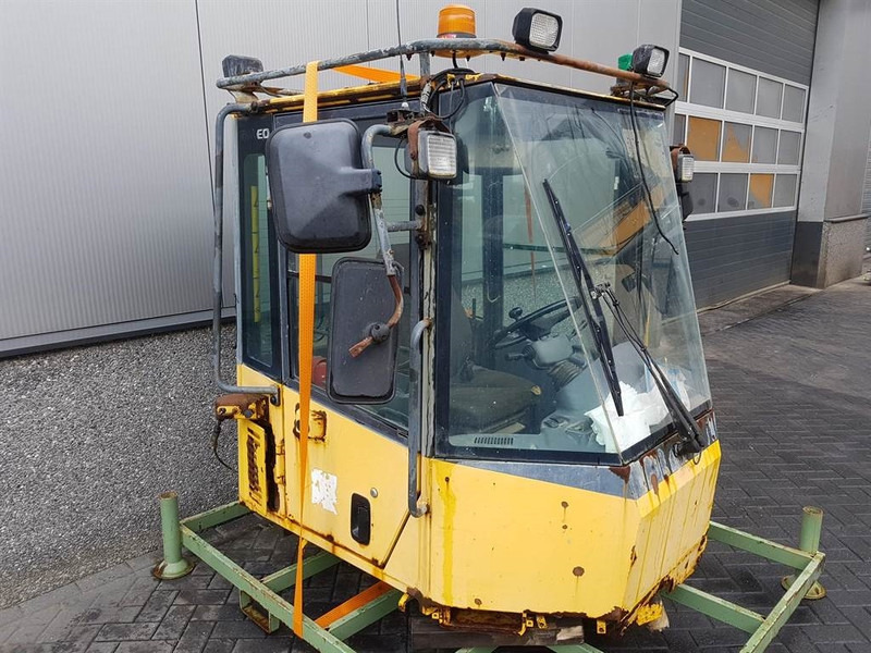 Komatsu WA 320 - 5H - Cabin/Kabine/Cabine - Førerhus og interiør for Bygg og anlegg: bilde 2 Komatsu WA 320 - 5H - Cabin/Kabine/Cabine - Førerhus og interiør for Bygg og anlegg: bilde 2