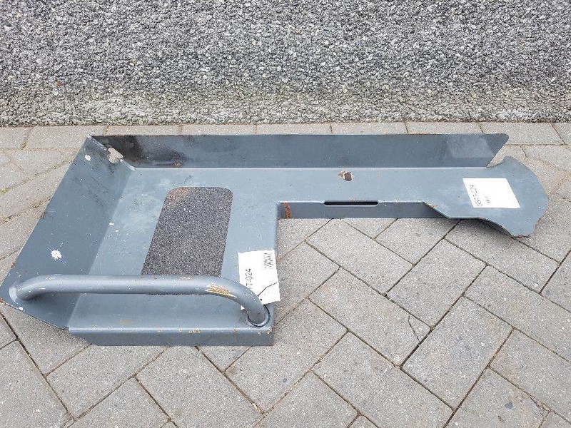 Liebherr L 514 - Hood/Haube/Kap - Ramme/ Chassis for Bygg og anlegg: bilde 1 Liebherr L 514 - Hood/Haube/Kap - Ramme/ Chassis for Bygg og anlegg: bilde 1