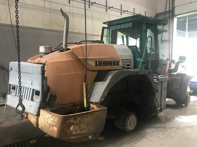 Liebherr L 544 (For parts) - Hjullaster: bilde 1 Liebherr L 544 (For parts) - Hjullaster: bilde 1