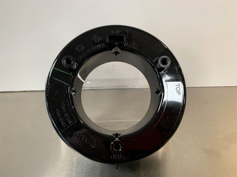 Liebherr LH - 10665277 - Light/Leuchte/Verlichting - Lys/ Belysning for Bygg og anlegg: bilde 2 Liebherr LH - 10665277 - Light/Leuchte/Verlichting - Lys/ Belysning for Bygg og anlegg: bilde 2