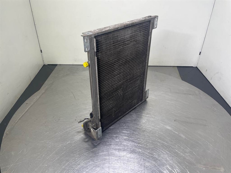 Liebherr LH24M-10813515-Airco condenser/Klimakondensator/ - Ramme/ Chassis for Bygg og anlegg: bilde 5 Liebherr LH24M-10813515-Airco condenser/Klimakondensator/ - Ramme/ Chassis for Bygg og anlegg: bilde 5
