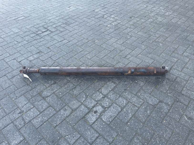 Manitou MT523 - Propshaft/Gelenkwelle/Cardanas - Aksel og deler for Bygg og anlegg: bilde 1 Manitou MT523 - Propshaft/Gelenkwelle/Cardanas - Aksel og deler for Bygg og anlegg: bilde 1