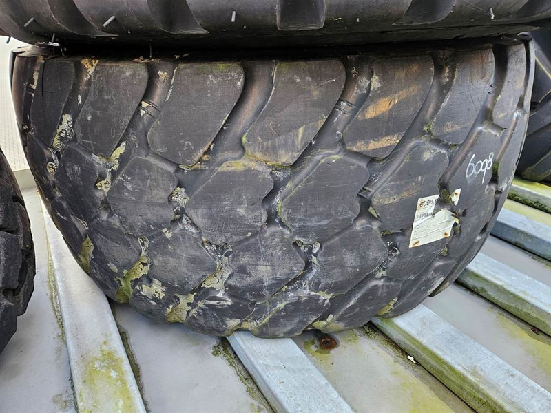 Michelin 600/65R25 - Tyre/Reifen/Band - Dekk og felger for Bygg og anlegg: bilde 5 Michelin 600/65R25 - Tyre/Reifen/Band - Dekk og felger for Bygg og anlegg: bilde 5