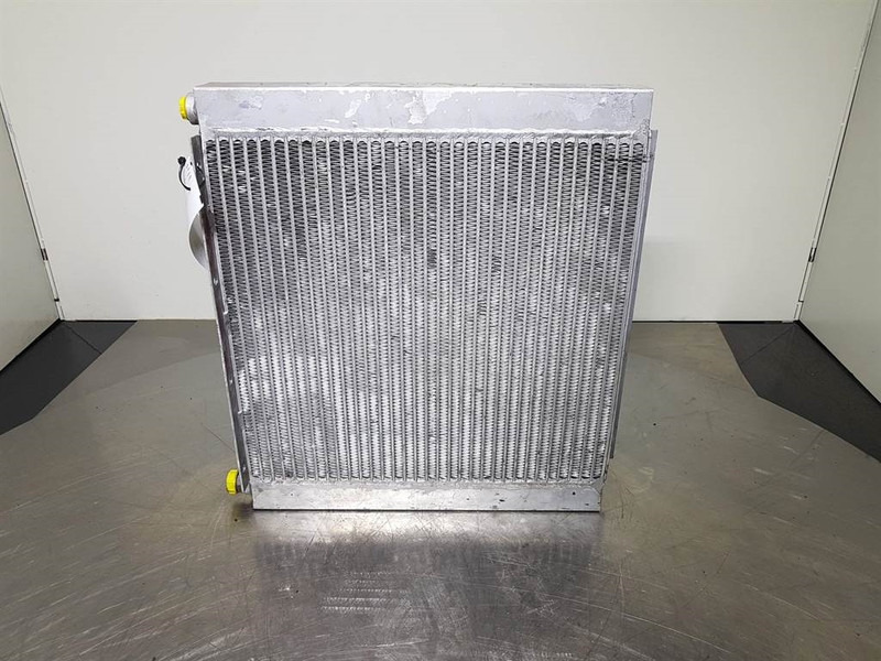 Nissens - Oil cooler/Ölkühler/Oliekoeler - Hydraulikk for Bygg og anlegg: bilde 1 Nissens - Oil cooler/Ölkühler/Oliekoeler - Hydraulikk for Bygg og anlegg: bilde 1