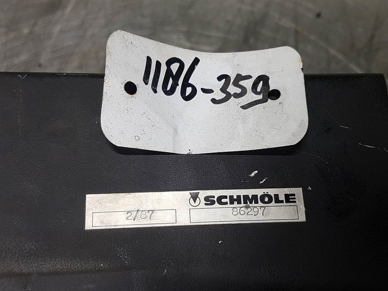 O & K RH6-1186-359-Airco condenser/Klimakondensator - Ramme/ Chassis for Bygg og anlegg: bilde 5 O & K RH6-1186-359-Airco condenser/Klimakondensator - Ramme/ Chassis for Bygg og anlegg: bilde 5