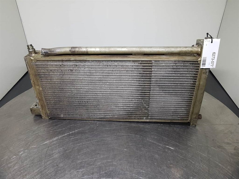 - Oil cooler/Ölkühler/Oliekoeler - Hydraulikk: bilde 1 - Oil cooler/Ölkühler/Oliekoeler - Hydraulikk: bilde 1