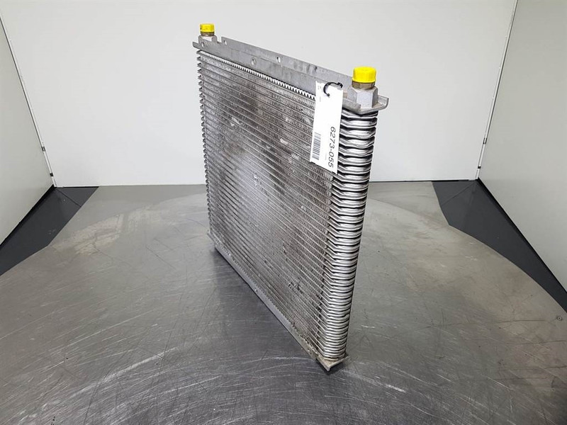 - Oil cooler/Ölkühler/Oliekoeler - Hydraulikk: bilde 2 - Oil cooler/Ölkühler/Oliekoeler - Hydraulikk: bilde 2