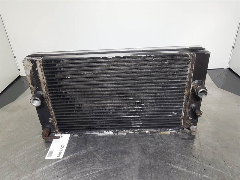 - Oil cooler/Ölkühler/Oliekoeler - Hydraulikk: bilde 1 - Oil cooler/Ölkühler/Oliekoeler - Hydraulikk: bilde 1