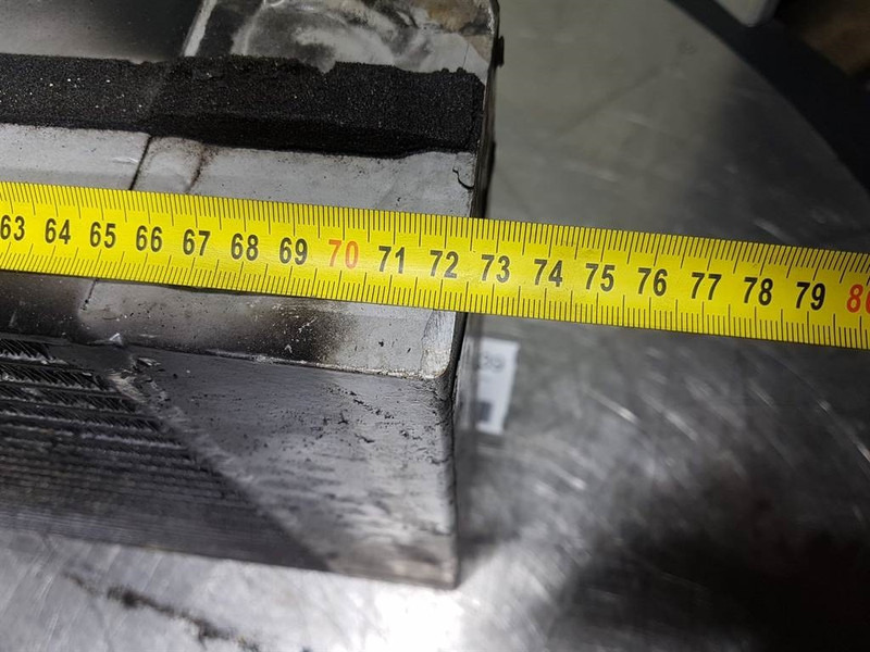 - Oil cooler/Ölkühler/Oliekoeler - Hydraulikk: bilde 4 - Oil cooler/Ölkühler/Oliekoeler - Hydraulikk: bilde 4