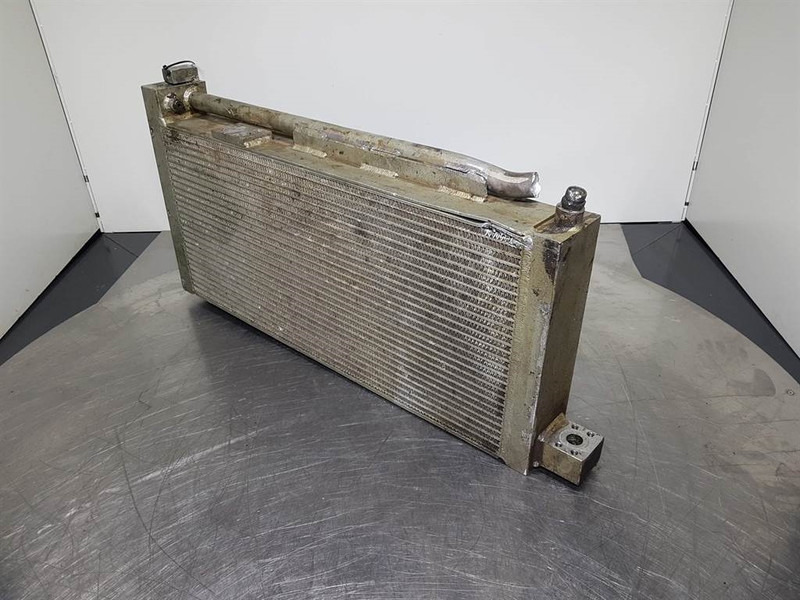 - Oil cooler/Ölkühler/Oliekoeler - Hydraulikk: bilde 4 - Oil cooler/Ölkühler/Oliekoeler - Hydraulikk: bilde 4