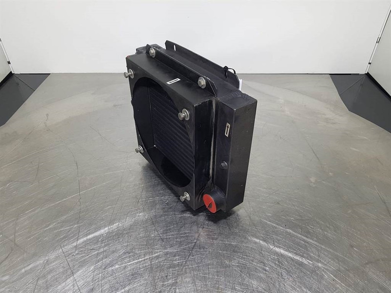 - Oil cooler/Ölkühler/Oliekoeler - Hydraulikk: bilde 2 - Oil cooler/Ölkühler/Oliekoeler - Hydraulikk: bilde 2