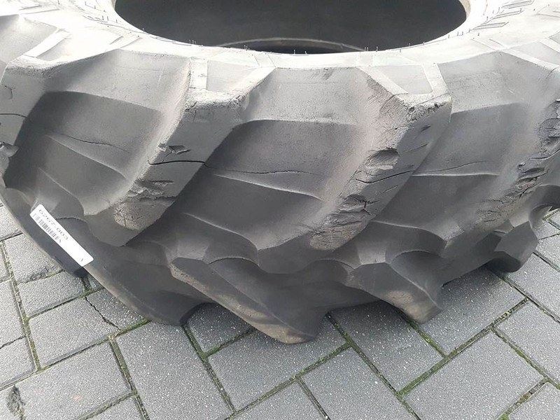Pirelli 420/70R28-Tire/Reifen/Band - Dekk og felger for Bygg og anlegg: bilde 3 Pirelli 420/70R28-Tire/Reifen/Band - Dekk og felger for Bygg og anlegg: bilde 3
