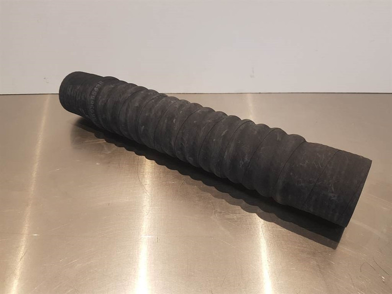 Schaeff SKL863-Terex 5803655438-Hose/Schlauch/Slang - Motor for Bygg og anlegg: bilde 1 Schaeff SKL863-Terex 5803655438-Hose/Schlauch/Slang - Motor for Bygg og anlegg: bilde 1